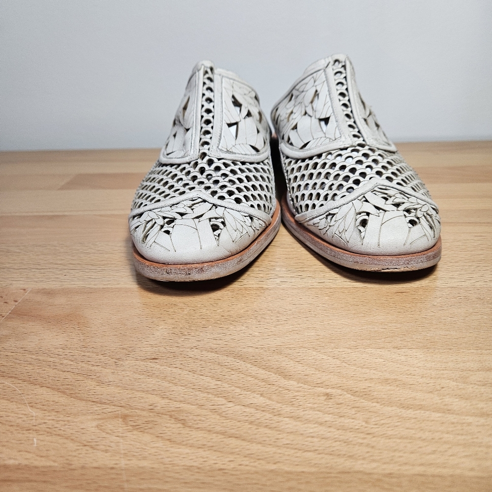 Free People Paramount Mule Cutout Slides - Picture 4 of 9